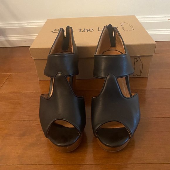 Brown/Black Shoe the Bear Wedge Sandals - Picture 4 of 4